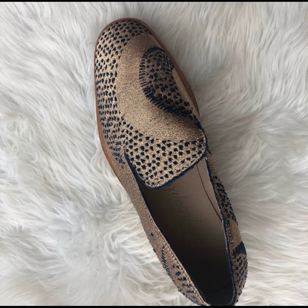 Free People Snake Eyes loafers!